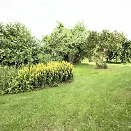 With Open Views And A Beautiful Garden * Juelsminde (Hedensted)